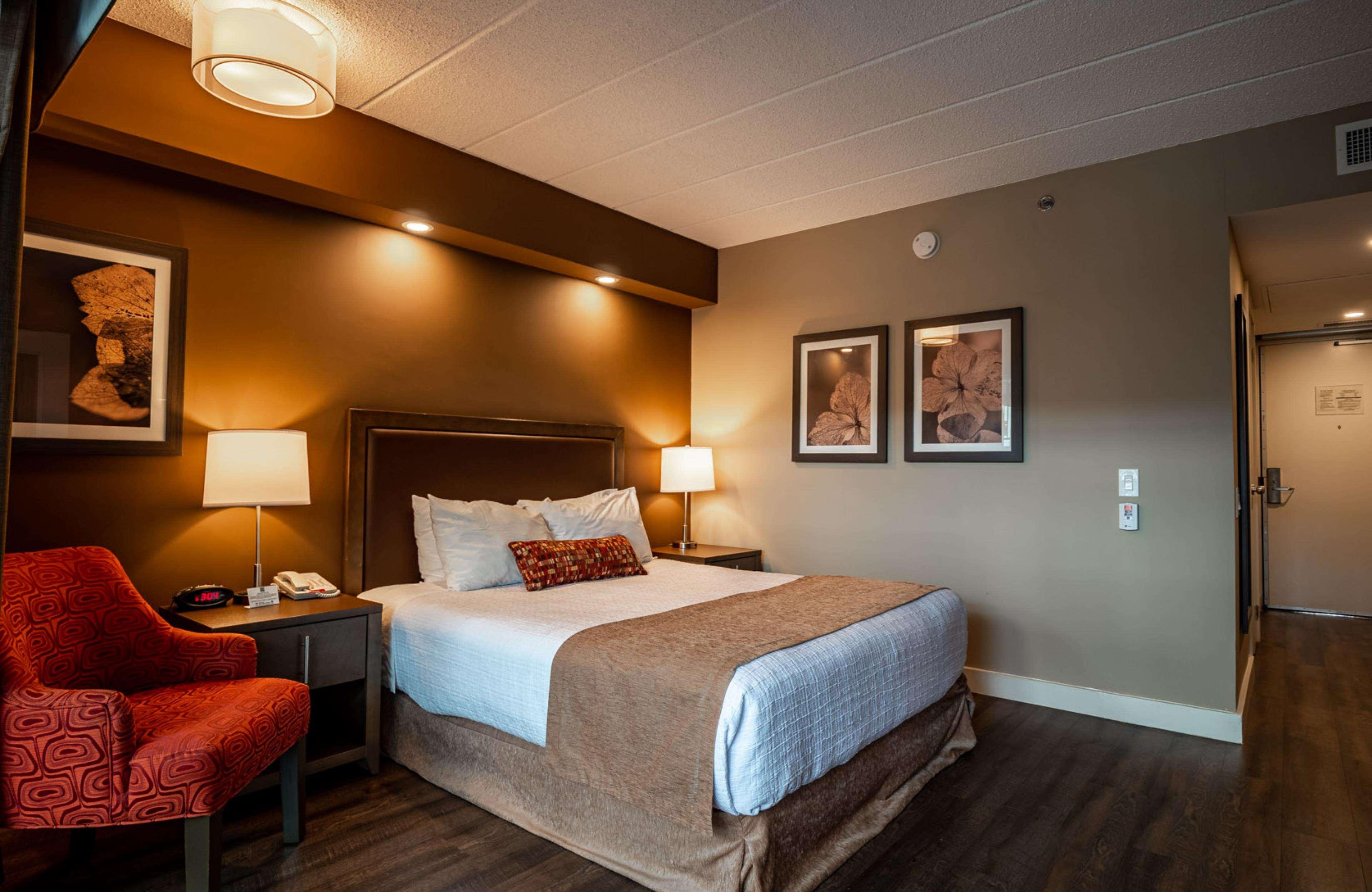 Western Cairn Croft Hotel Niagara Falls